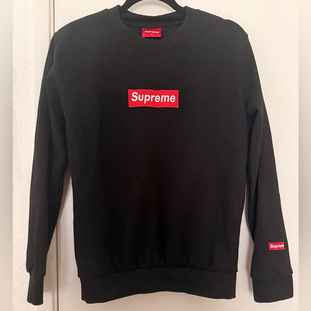 Supreme Black Crewneck with Red Logo medium M